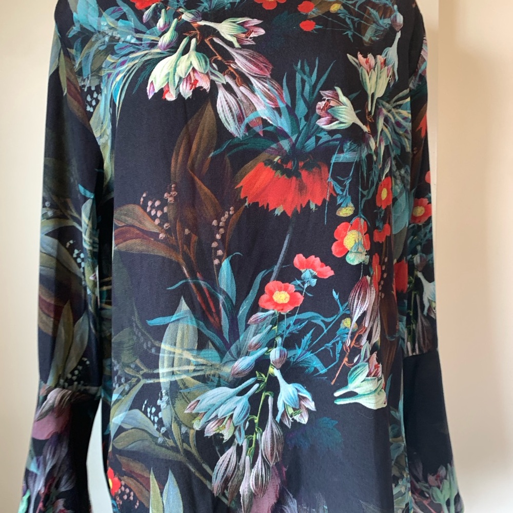 Karen Kane Multicolor Floral Blouse